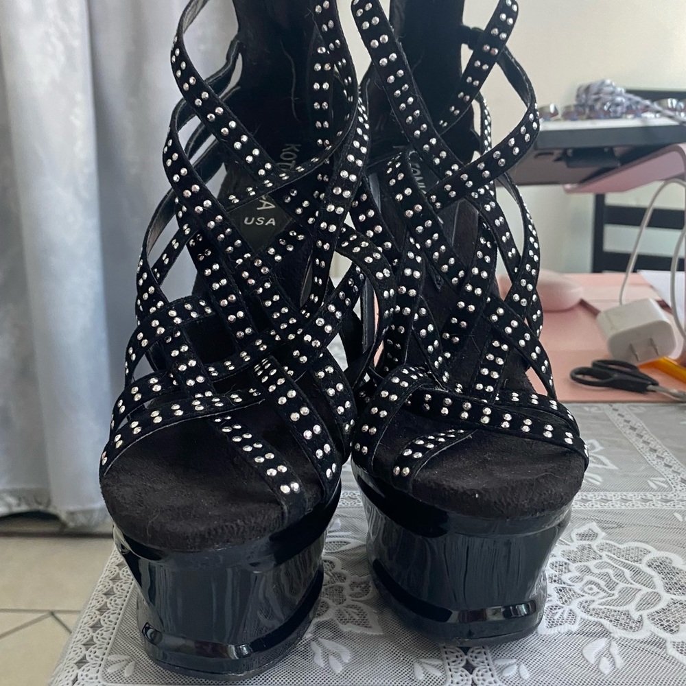 Kotonica Black High Heels